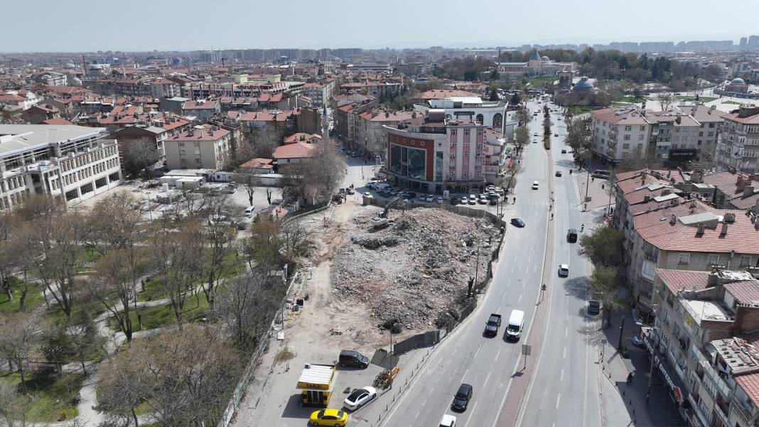 Konya'nın kalbindeki büyük dönüşümde yıkım tamamlandı! 4